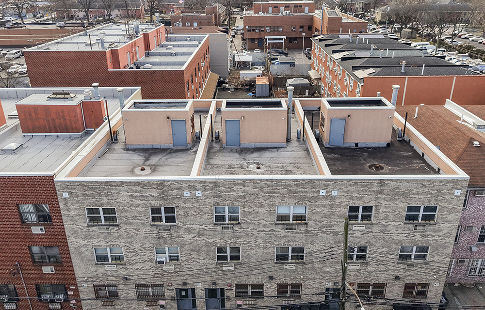 Investment Property Realty Group closes $2.326 million sale of multi-family 1684 Banyer Place